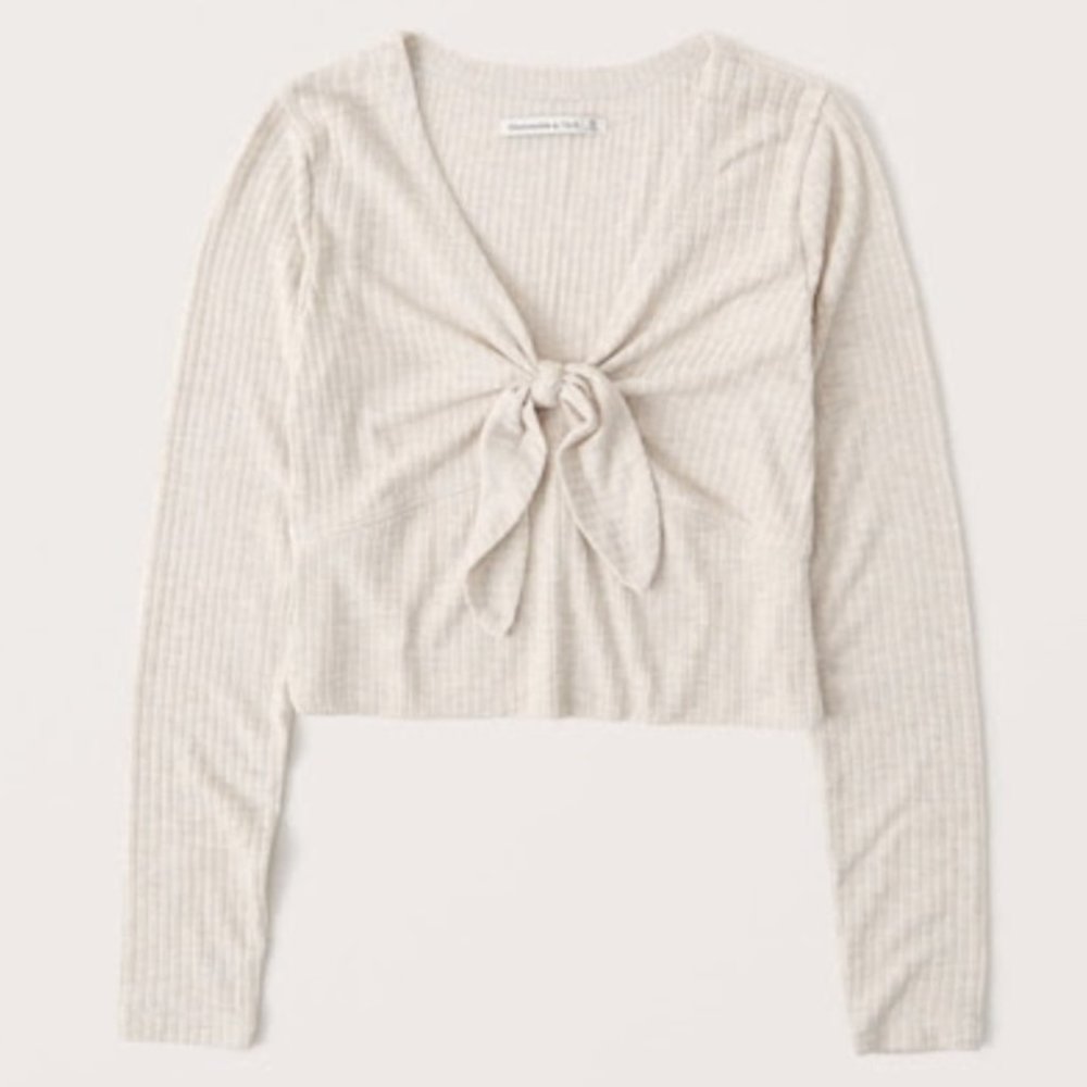 Abrercrombie & Fitch Long Sleeve Ribbed Knot-Front Crop Top S